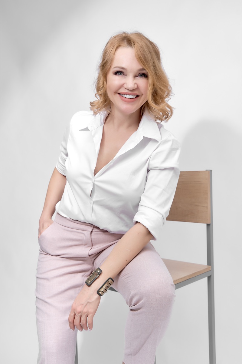 Юлия Ионова — клинический психолог, супервизор, автор PsyAssist